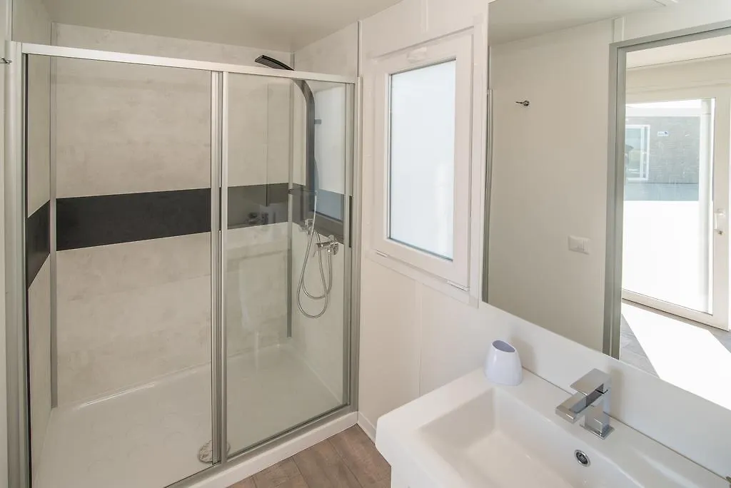 קרק Mobile Homes Residence Ulika